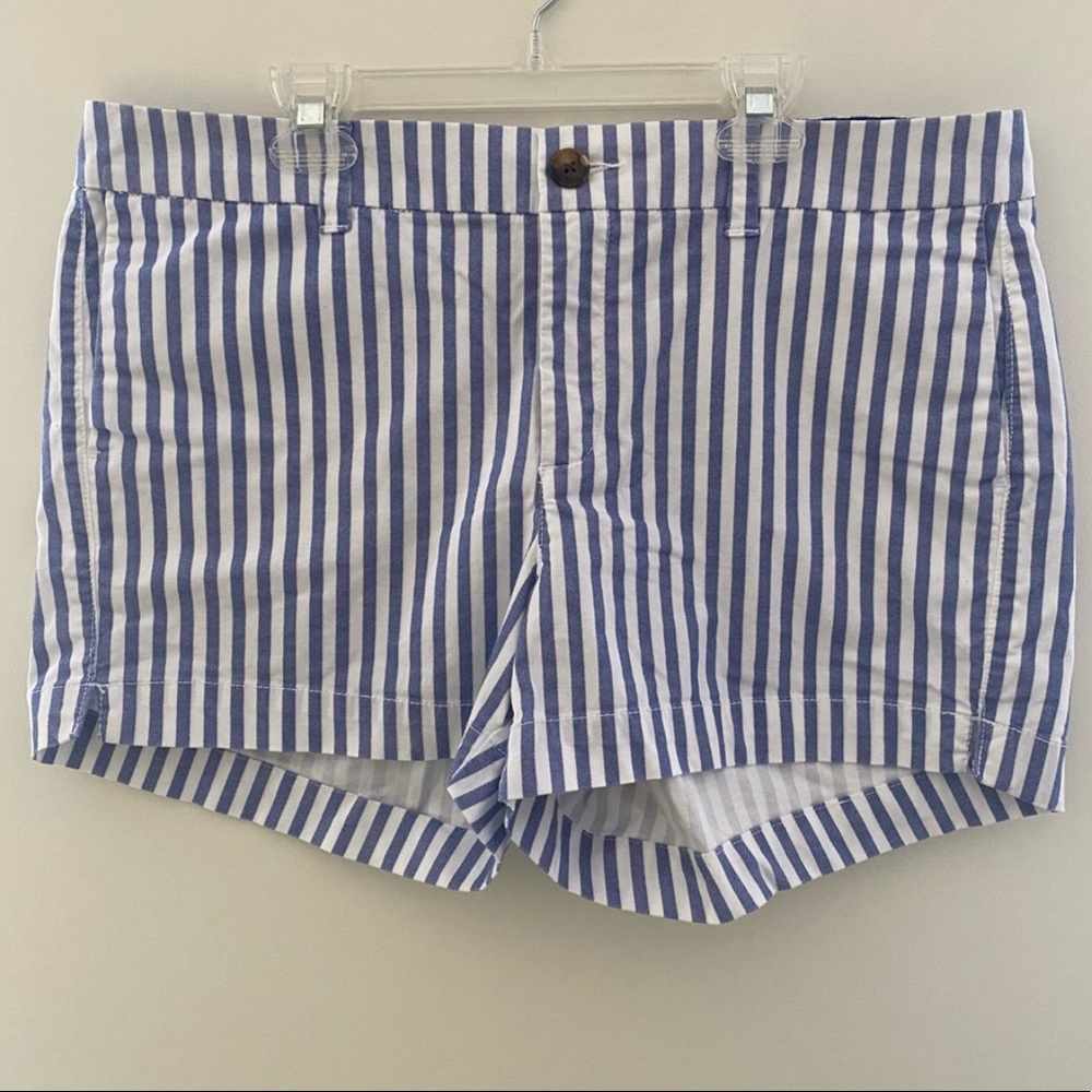 Women’s Old Navy Everyday Short - Size 12